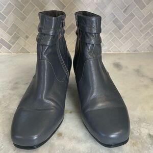 David Tate Grey Leather Ankle Boots with Side Zipper 8 1/2 WW